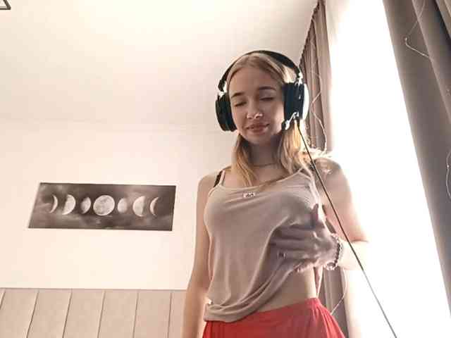 VioletteReeves webcam