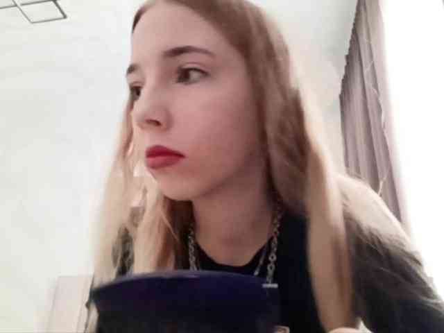 VioletteReeves webcam