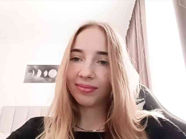 VioletteReeves webcam