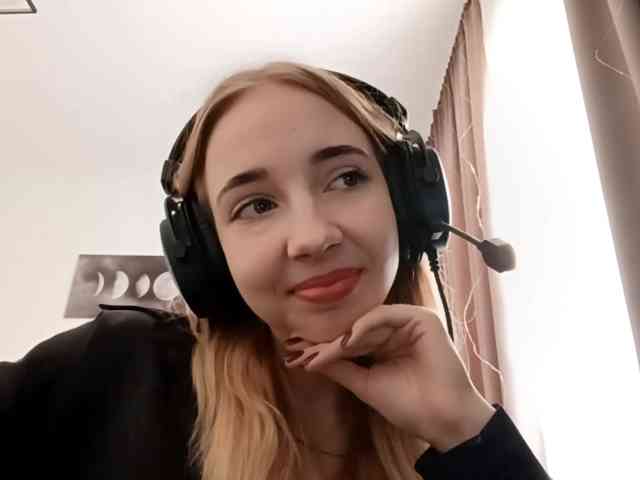 VioletteReeves webcam