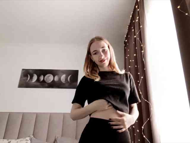 VioletteReeves webcam