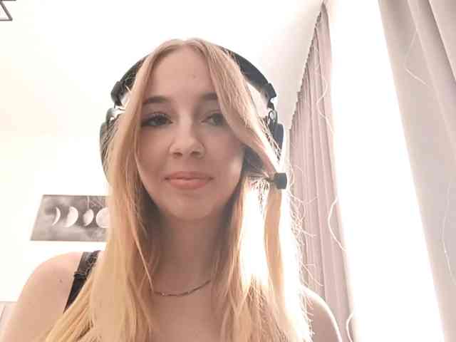 VioletteReeves webcam