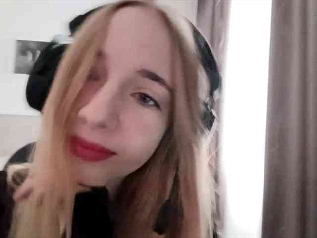 VioletteReeves webcam