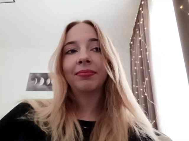 VioletteReeves webcam