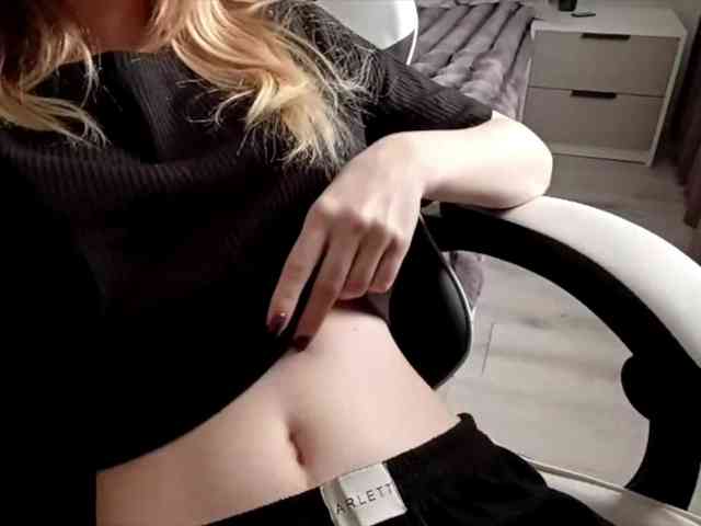 VioletteReeves webcam