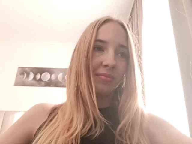 VioletteReeves webcam