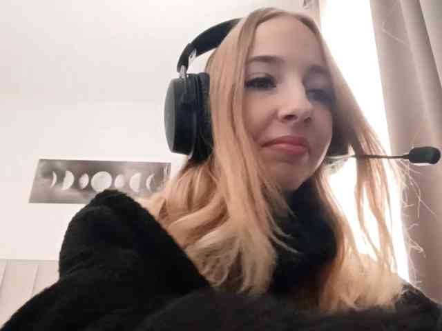 VioletteReeves webcam