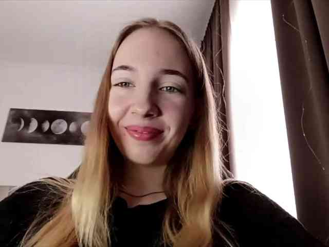 VioletteReeves webcam