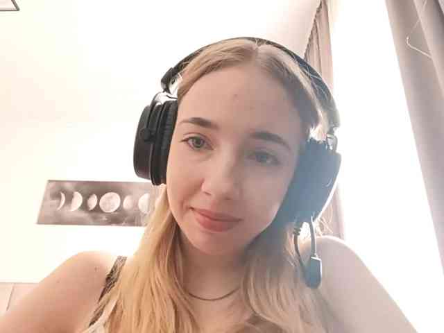 VioletteReeves webcam