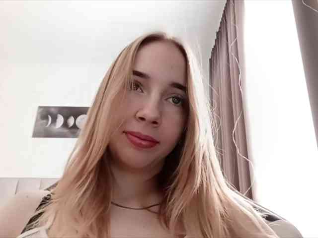 VioletteReeves webcam