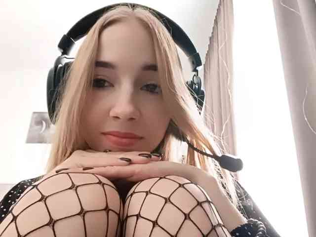 VioletteReeves webcam