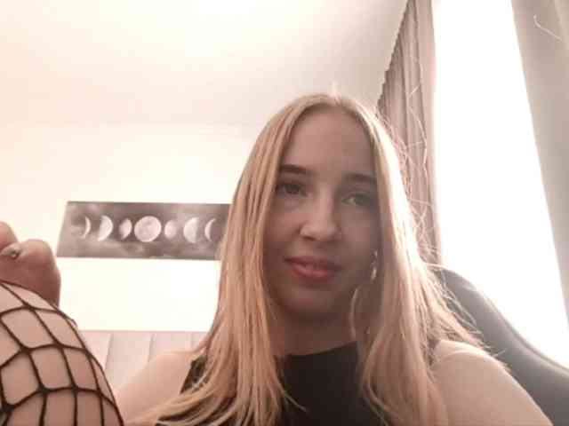 VioletteReeves webcam