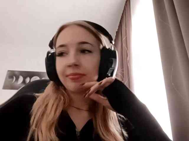 VioletteReeves webcam