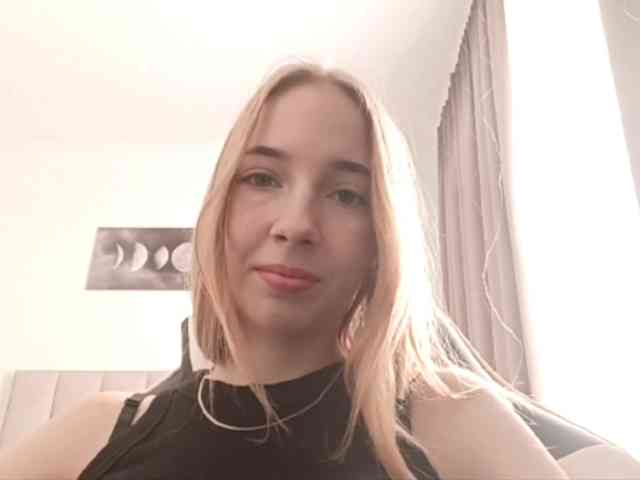 VioletteReeves webcam