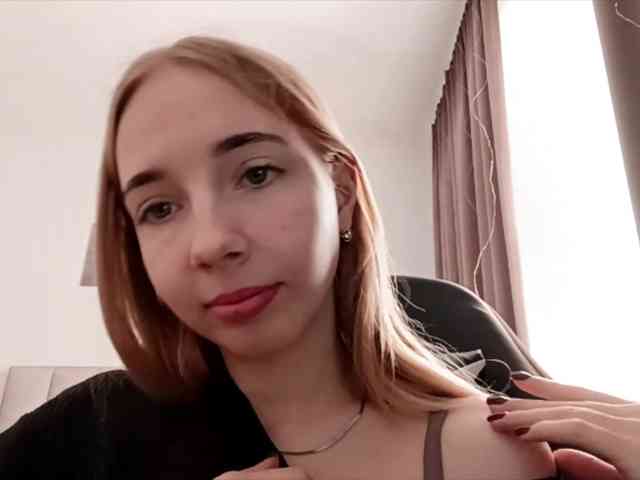 VioletteReeves webcam