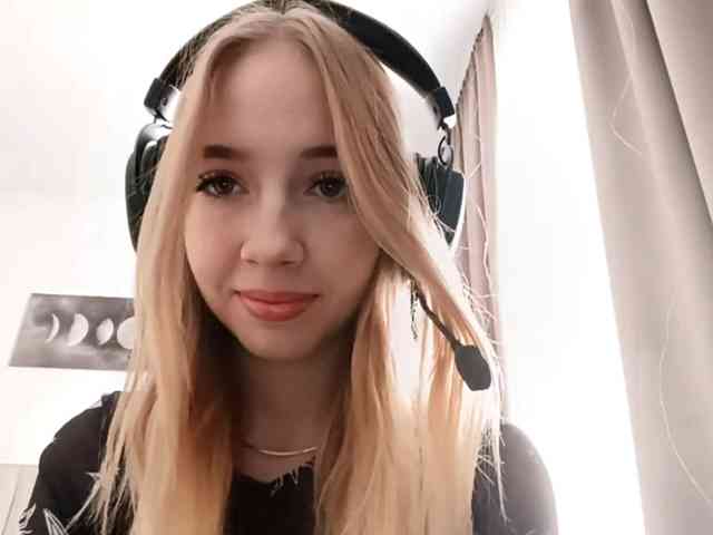 VioletteReeves webcam