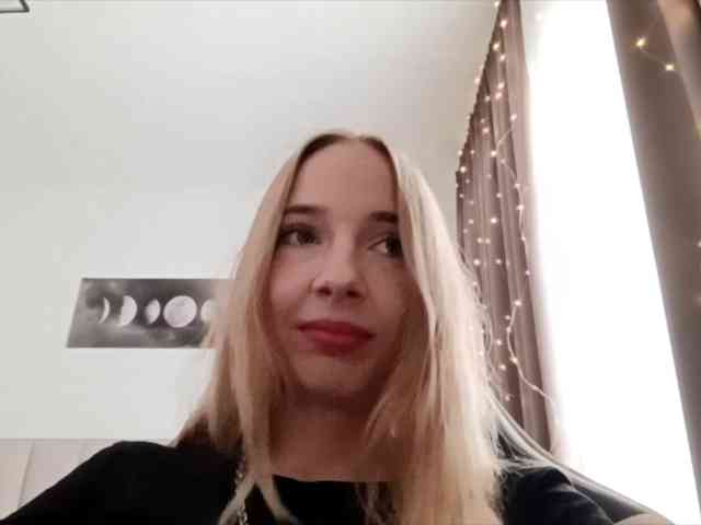 VioletteReeves webcam