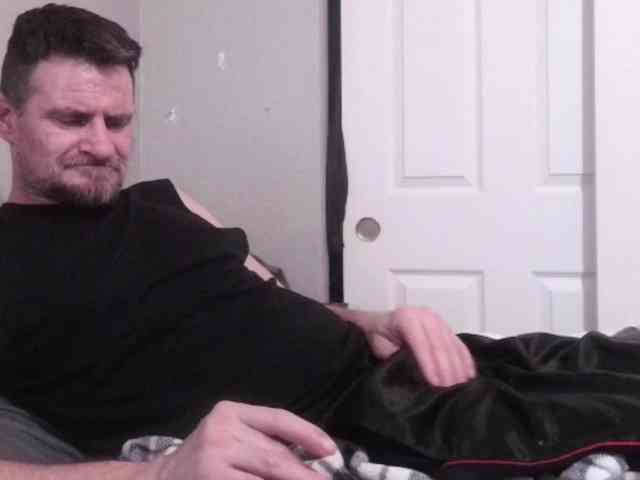 mikeymouse47 Live Webcam on BongaCams