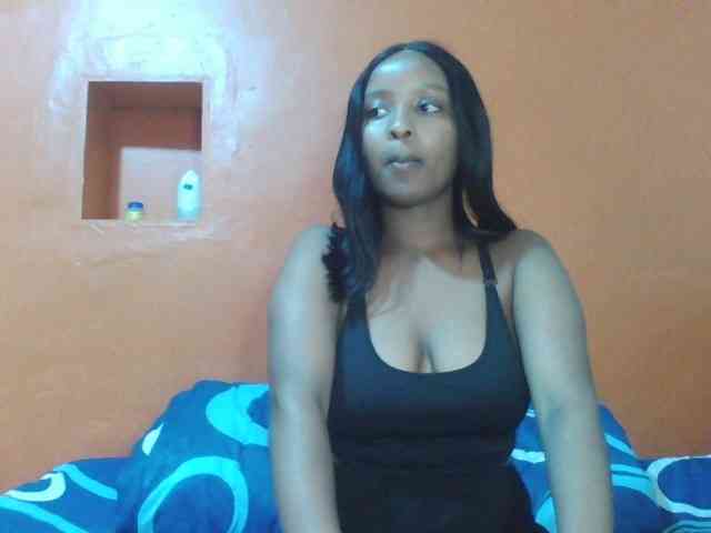 Shafcy Live Webcam on BongaCams