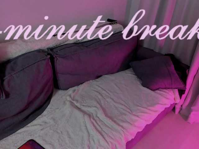 cybershawty — take my shirt off  @remain