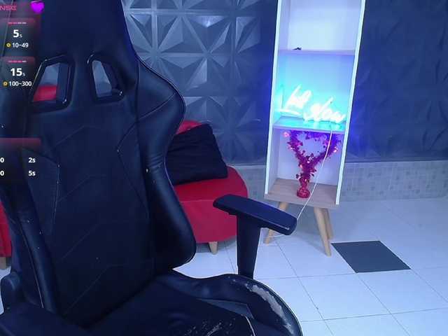 becky-lynch102 from BongaCams is Freechat