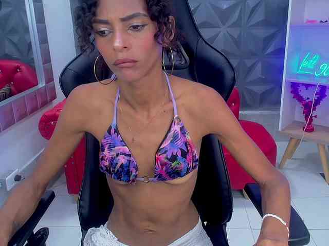 becky-lynch102 webcam