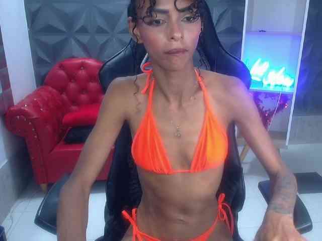 becky-lynch102 webcam