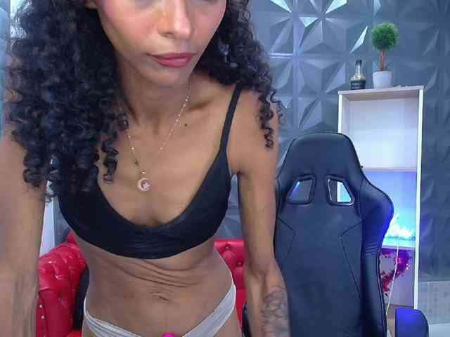 becky-lynch102 webcam