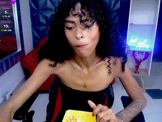 becky-lynch102 webcam