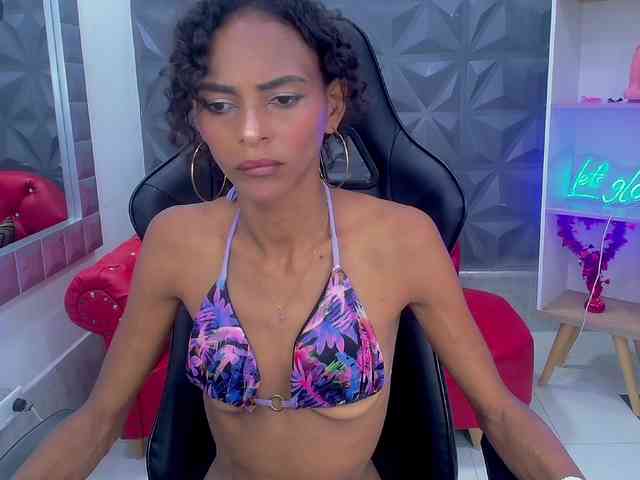 becky-lynch102 webcam