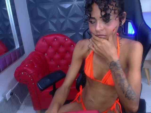 becky-lynch102 webcam