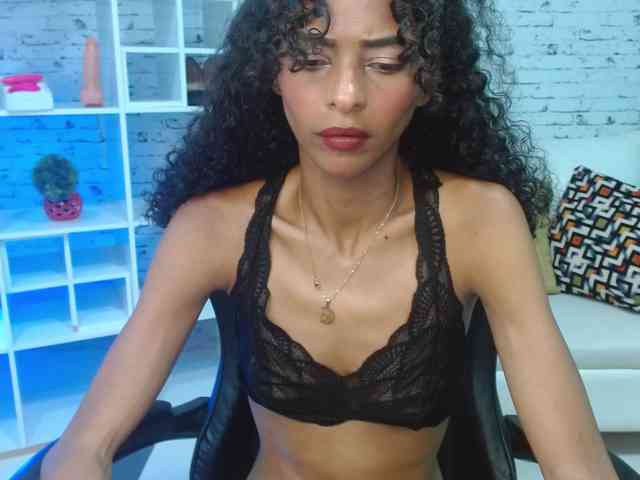 becky-lynch102 webcam