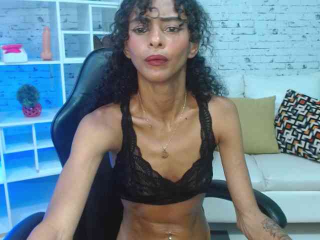 becky-lynch102 webcam