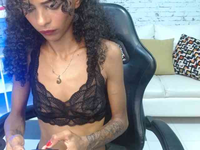 becky-lynch102 webcam