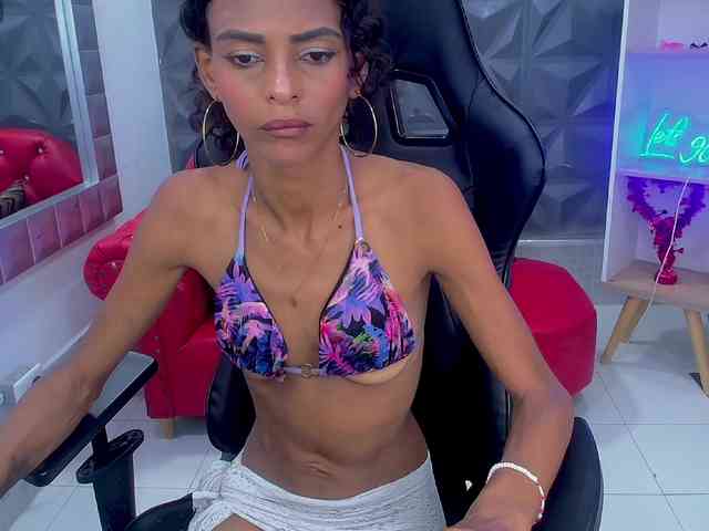 becky-lynch102 webcam