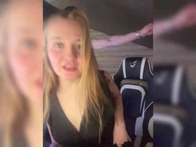 VladIVagina Live Webcam on BongaCams