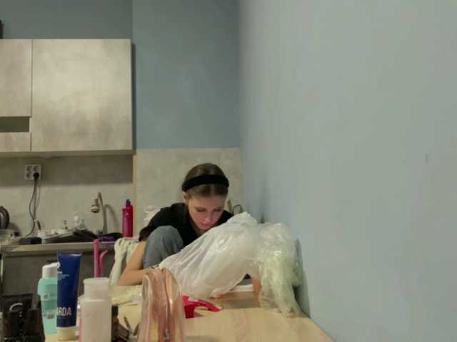 Lina Wills (LinaWills)