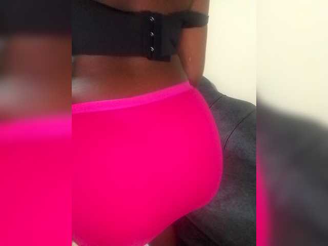 Butty-Mel9's BongaCams show and profile