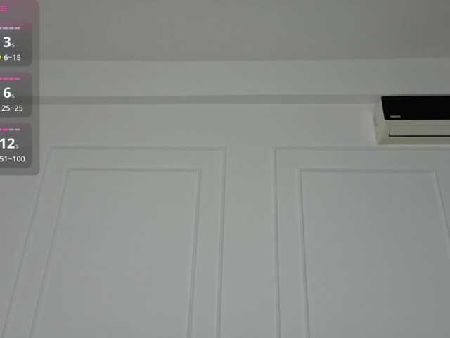 Ladycharm93's BongaCams show and profile