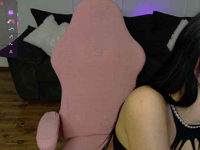 Ladycharm93 Ladycharm93