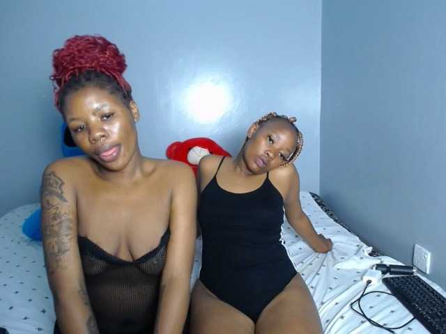 GAZE-GIRLS from BongaCams is Freechat