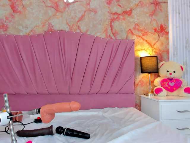 Wondrekloe's BongaCams show and profile