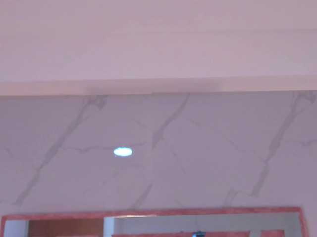 Wondrekloe's BongaCams show and profile