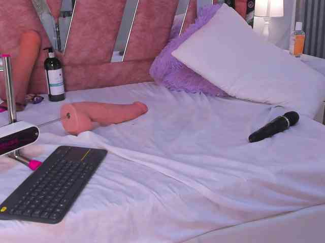 Wondrekloe Live Webcam on BongaCams