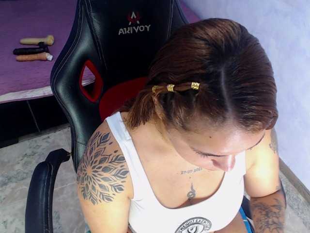 asimonapaezcm from BongaCams is Freechat