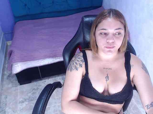 asimonapaezcm webcam