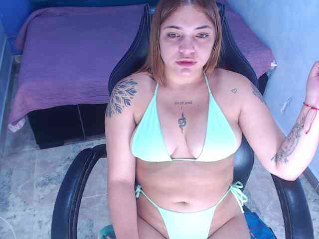 asimonapaezcm webcam