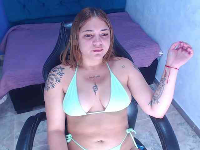 asimonapaezcm webcam