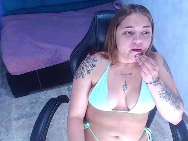 asimonapaezcm webcam