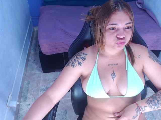 asimonapaezcm webcam